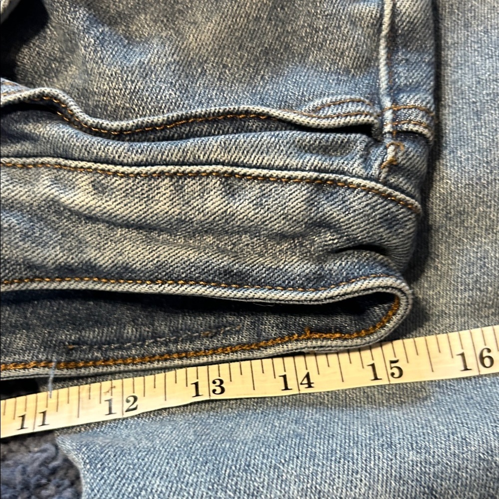 Trendy Distressed Gray Skinny Jeans - Picture 9 of 9